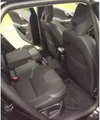 Volvo V40 D2 1.6 Momentum Volvo V40 D2 1.6 Momentum