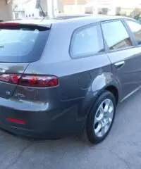 ALFA ROMEO 159 1.9 JTDm 16V Progression ALFA ROMEO 159 1.9 JTDm 16V Progression