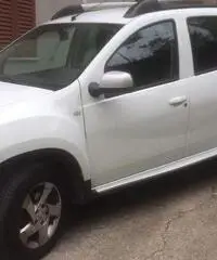 Dacia Duster Laureate 4x4 1.5 dci 110 cv Dacia Duster Laureate 4x4 1.5 dci 110 cv