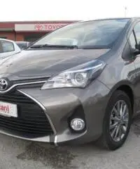 TOYOTA Yaris 1.4 D-4D 5 porte Active MY 16 -663- TOYOTA Yaris 1.4 D-4D 5 porte Active MY 16 -663-