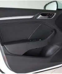 AUDI A3 SPB 1.6 TDI S tronic Ambition Navi AUDI A3 SPB 1.6 TDI S tronic Ambition Navi
