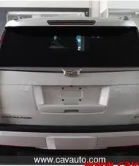 CADILLAC Escalade PREMIUM - 7/8 Posti - Disp. BI-FUEL GPL - Poss. 25 CADILLAC Escalade PREMIUM - 7/8 Posti - Disp. BI-FUEL GPL - Poss. 25
