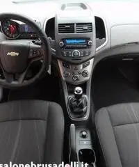 CHEVROLET Aveo 1.2 5 porte 86 CV LT NEOP. VIVAVOCE PDC C.CONTROL CHEVROLET Aveo 1.2 5 porte 86 CV LT NEOP. VIVAVOCE PDC C.CONTROL
