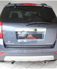 CHEVROLET Captiva 2.0 VCDi LTX A/T BEIGE PACK CHEVROLET Captiva 2.0 VCDi LTX A/T BEIGE PACK