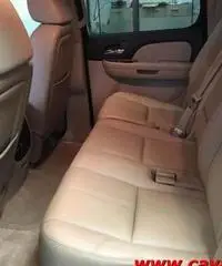 CHEVROLET Suburban 5.3L V8 LTZ - 8 posti - Disp. GPL - COME NUOVO!!! CHEVROLET Suburban 5.3L V8 LTZ - 8 posti - Disp. GPL - COME NUOVO!!!