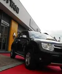 DACIA Duster 15 dci Laureate 4x2 110cv