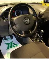 DACIA Duster 1.5 dCi 110CV 4x2 Lauréate DACIA Duster 1.5 dCi 110CV 4x2 Lauréate
