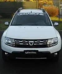 DACIA Duster 16 Laureate 4x4 105cv DACIA Duster 16 Laureate 4x4 105cv
