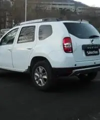 DACIA Duster 16 Laureate 4x4 105cv DACIA Duster 16 Laureate 4x4 105cv