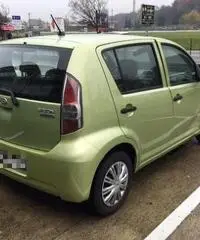 DAIHATSU Sirion 1.0 12V Mio DAIHATSU Sirion 1.0 12V Mio