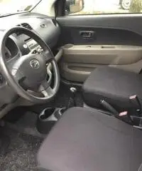 DAIHATSU Sirion 1.0 12V Mio DAIHATSU Sirion 1.0 12V Mio