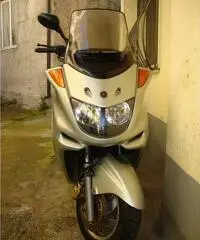 Yamaha 250cc anno 2000 in condizioni perfette Yamaha 250cc anno 2000 in condizioni perfette