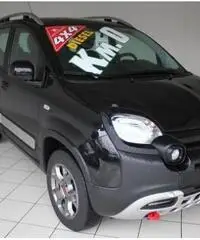 FIAT Panda Cross 1.3 MJT 95 CV S&S 4x4 FIAT Panda Cross 1.3 MJT 95 CV S&S 4x4