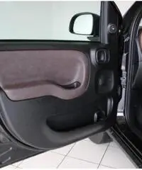 FIAT Panda Cross 1.3 MJT 95 CV S&S 4x4 FIAT Panda Cross 1.3 MJT 95 CV S&S 4x4