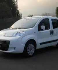 FIAT Qubo 14 8v Active natural power 70cv FIAT Qubo 14 8v Active natural power 70cv