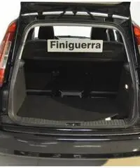 FORD C-Max + 2.0 145 CV Bz.- GPL FORD C-Max + 2.0 145 CV Bz.- GPL
