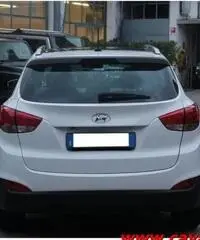 HYUNDAI iX35 2.0 CRDi 184CV High 4WD Style HYUNDAI iX35 2.0 CRDi 184CV High 4WD Style