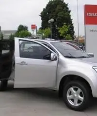 ISUZU D-Max 2.5 Space Cab Solar Plus A/T 4WD