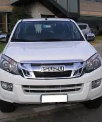 ISUZU D-Max 2.5 Crew Cab Quasar A/T 4WD