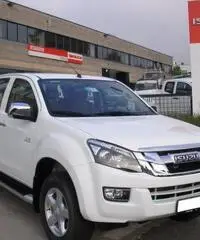 ISUZU D-Max 2.5 Crew Cab Quasar A/T 4WD