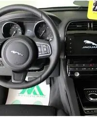 JAGUAR F-Pace 2.0d AWD A/T Pure (Super Ammortamento)