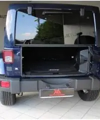 JEEP Wrangler Unlimited 2.8 CRD A/T Sahara JEEP Wrangler Unlimited 2.8 CRD A/T Sahara