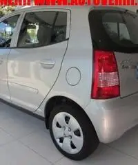 KIA Picanto 1.1 12V Spicy KIA Picanto 1.1 12V Spicy