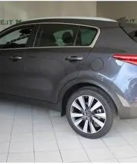 KIA Sportage 1.7 CRDI 2WD Class KIA Sportage 1.7 CRDI 2WD Class