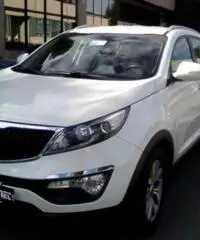 KIA Sportage 1.7 CRDI VGT 2WD high tech KIA Sportage 1.7 CRDI VGT 2WD high tech