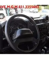 LAND ROVER Defender 110 2.4 TD4 Station Wagon SE