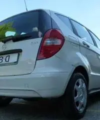 Mercedes-Benz A 160 A 160 CDI CAMBIO AUTOMATICO Mercedes-Benz A 160 A 160 CDI CAMBIO AUTOMATICO