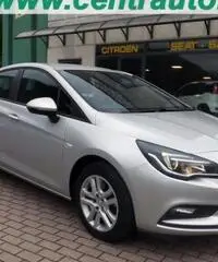 OPEL Astra 1.6 CDTI EcoFLEX S&S 4 porte Elective OPEL Astra 1.6 CDTI EcoFLEX S&S 4 porte Elective