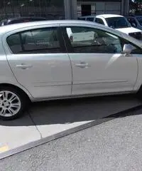 Opel Corsa 1.2 5 porte Cosmo  X NEOPATENTATI Opel Corsa 1.2 5 porte Cosmo  X NEOPATENTATI