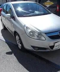 Opel Corsa 1.2 5 porte Cosmo  X NEOPATENTATI Opel Corsa 1.2 5 porte Cosmo  X NEOPATENTATI