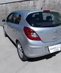 Opel Corsa 1.2 5 porte Cosmo  X NEOPATENTATI Opel Corsa 1.2 5 porte Cosmo  X NEOPATENTATI