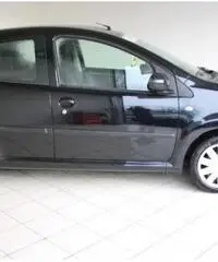 PEUGEOT 107 1.0 68CV 5p. Plaisir PEUGEOT 107 1.0 68CV 5p. Plaisir