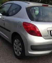 PEUGEOT 207 1.4 8V 75CV 3p. X Line,Ottima Neopattentati PEUGEOT 207 1.4 8V 75CV 3p. X Line,Ottima Neopattentati