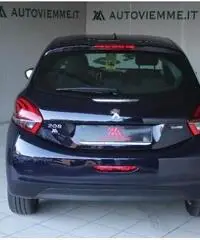 PEUGEOT 208 PureTech 82 5 porte Active PEUGEOT 208 PureTech 82 5 porte Active