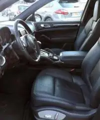 PORSCHE Cayenne 3.0 Diesel PORSCHE Cayenne 3.0 Diesel