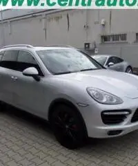 PORSCHE Cayenne 4.8 Turbo PORSCHE Cayenne 4.8 Turbo