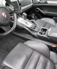 PORSCHE Cayenne 4.8 Turbo PORSCHE Cayenne 4.8 Turbo