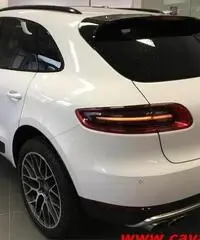 PORSCHE Macan 3.0 S Diesel - UNICO PROPRIETARIO - TAGLIANDI Uff. PORSCHE Macan 3.0 S Diesel - UNICO PROPRIETARIO - TAGLIANDI Uff.