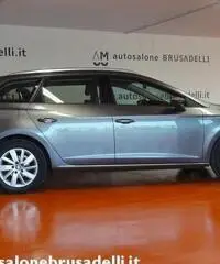 SEAT Leon 1.6 TDI 105 CV ST Start/Stop Style SEAT Leon 1.6 TDI 105 CV ST Start/Stop Style