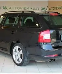 SKODA Octavia 2.0 TDI CR F.AP. Wagon Elegance Autocarro