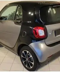 SMART ForTwo 1000 52 kW MHD  passion SMART ForTwo 1000 52 kW MHD  passion
