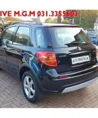 SUZUKI SX4 1.6 16V 4WD Outdoor Line SUZUKI SX4 1.6 16V 4WD Outdoor Line