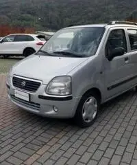 SUZUKI Wagon R+ 1.3i 16V cat 4x4 GL SUZUKI Wagon R+ 1.3i 16V cat 4x4 GL