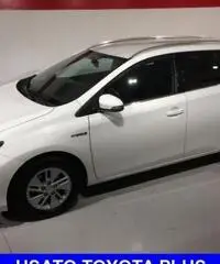 TOYOTA Auris Touring Sports 1.8 Hybrid Active Eco TOYOTA Auris Touring Sports 1.8 Hybrid Active Eco