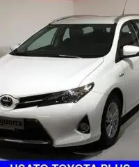 TOYOTA Auris Touring Sports 1.8 Hybrid Active Eco TOYOTA Auris Touring Sports 1.8 Hybrid Active Eco