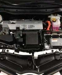 TOYOTA Auris Touring Sports 1.8 Hybrid Active Eco TOYOTA Auris Touring Sports 1.8 Hybrid Active Eco